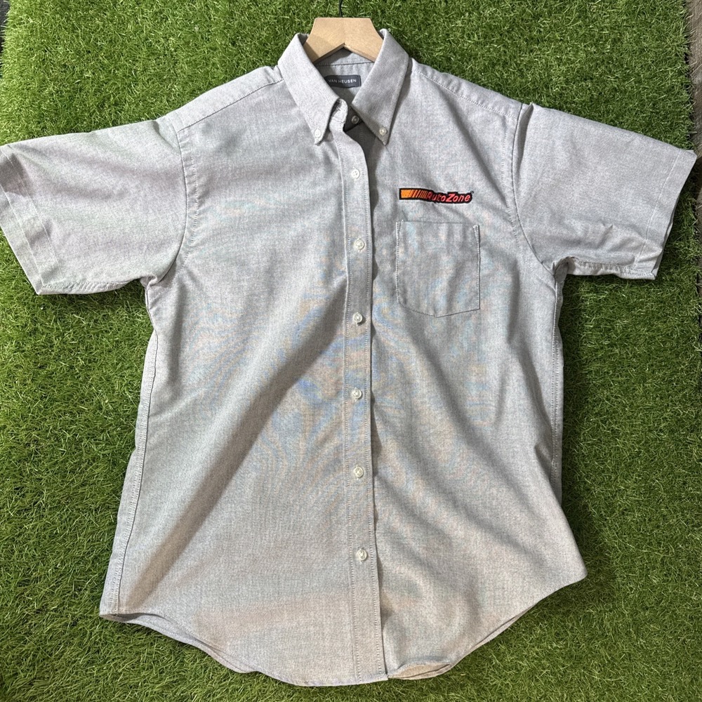 Van Heusen AutoZone Women's Work Shirt Gray Short Sleeve‎ Button Up M
